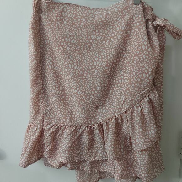 SHEIN Curve Ruffle Trim Wrap Print Skirt  3XL Boho Cottagecore Coquette Girl - Picture 1 of 6